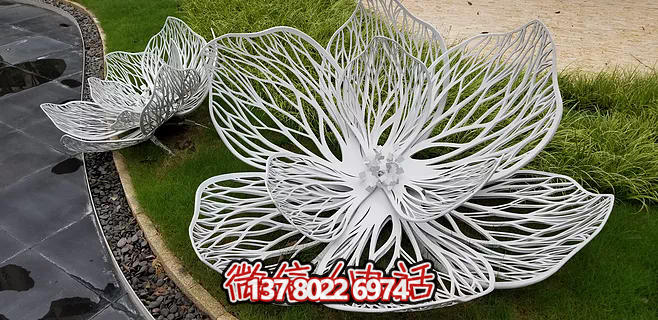 不銹鋼蓮花雕塑,鐵藝裝點(diǎn)戶外廣場(chǎng) 不銹鋼蓮花雕塑,鐵藝裝點(diǎn)戶外廣場(chǎng)